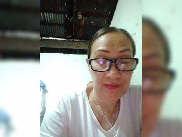 cherrywhite03 live cam on BongaCams