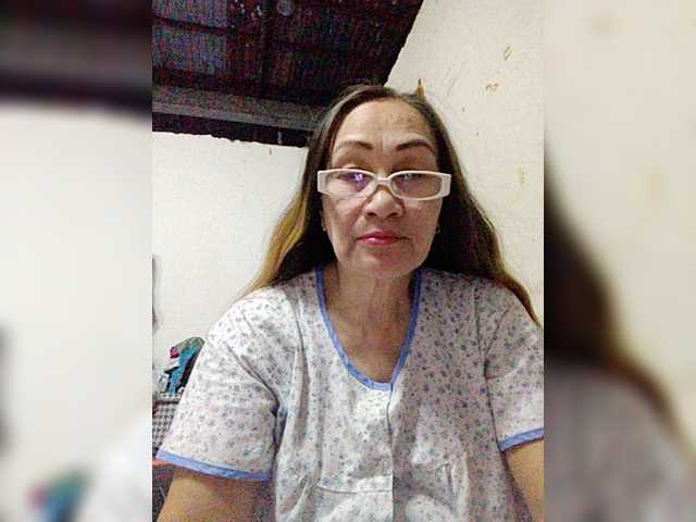 cherrywhite03's BongaCams show and profile