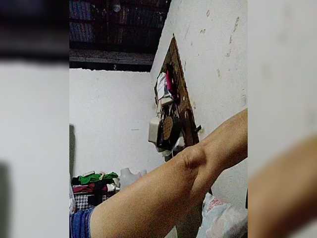 cherrywhite03 live cam on BongaCams