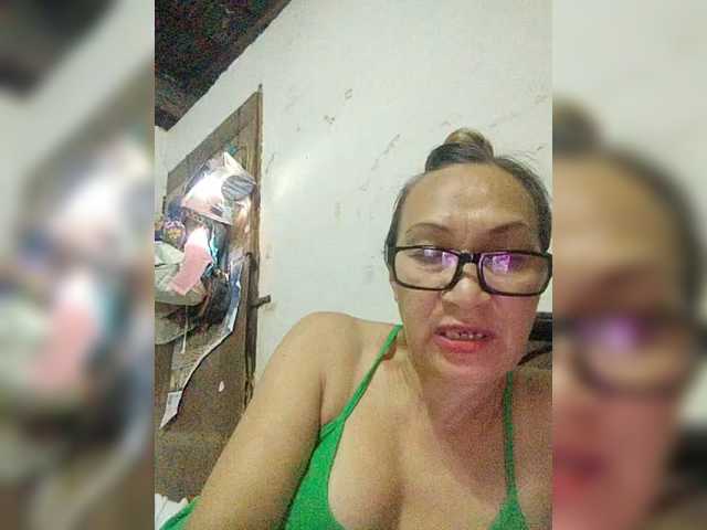 cherrywhite03 Cam en directo en BongaCams