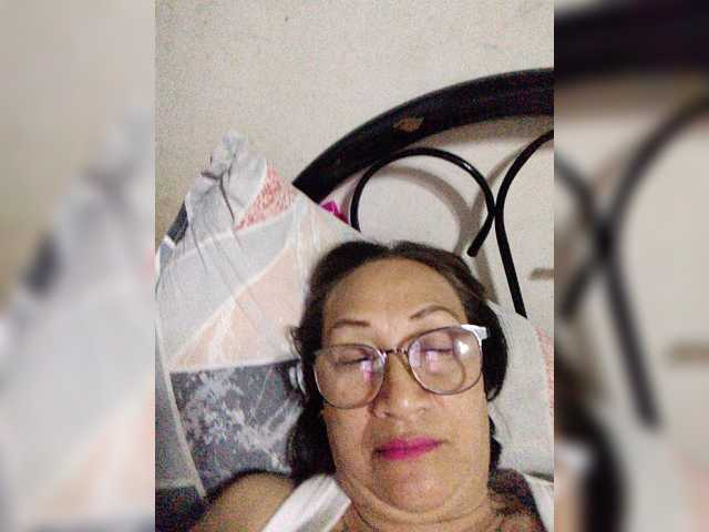 cherrywhite03, live now on BongaCams