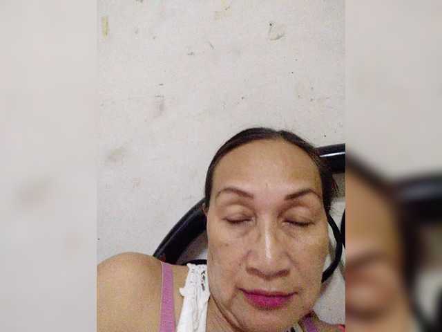 cherrywhite03 — live female cam