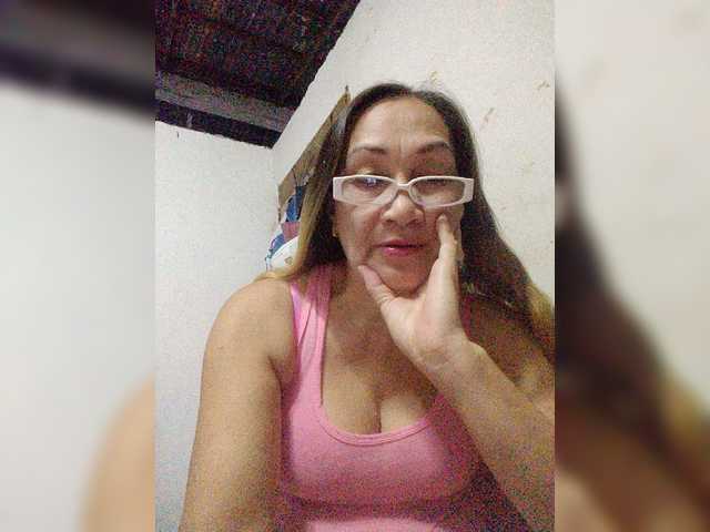 cherrywhite03's BongaCams show and profile