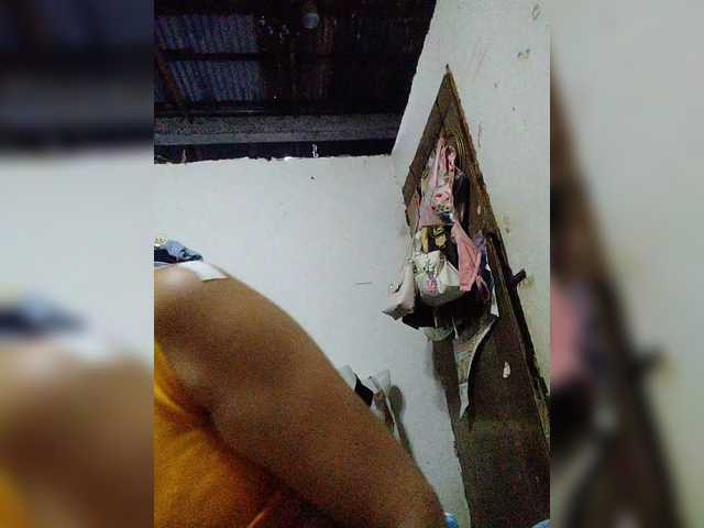 cherrywhite03 live cam on BongaCams
