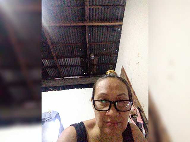 cherrywhite03 live cam on BongaCams