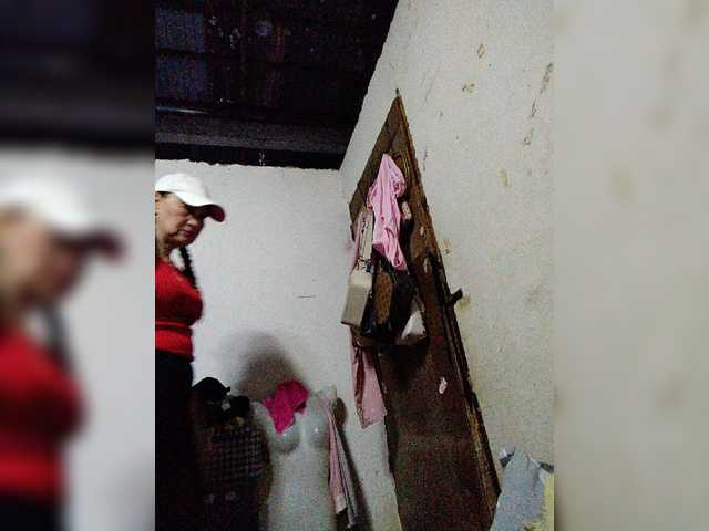 cherrywhite03 live cam on BongaCams