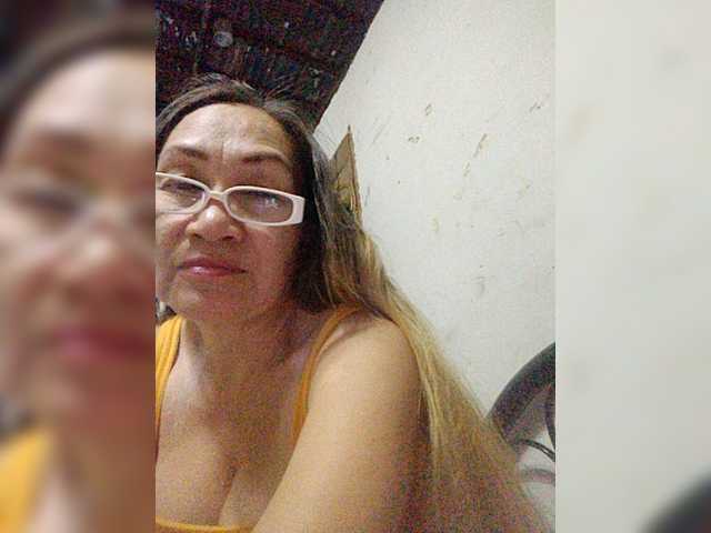 cherrywhite03 webcam