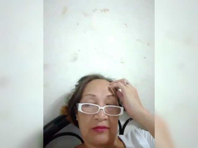 cherrywhite03 live webcam show