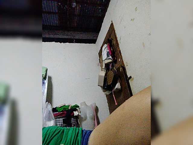 cherrywhite03 live cam on BongaCams