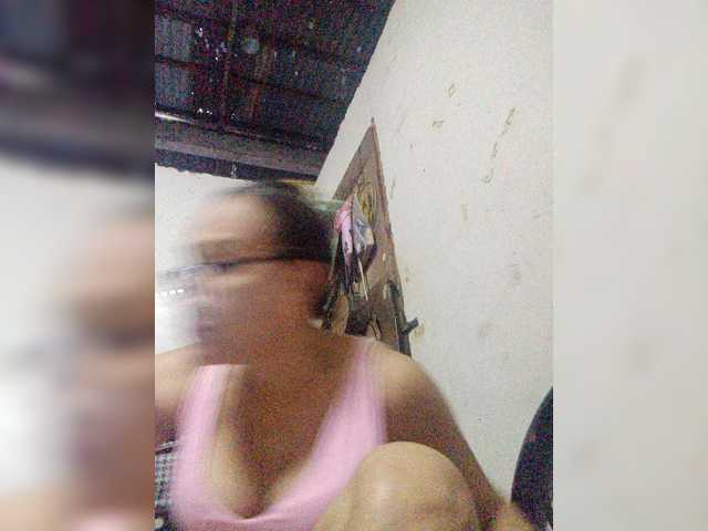 cherrywhite03, live now on BongaCams