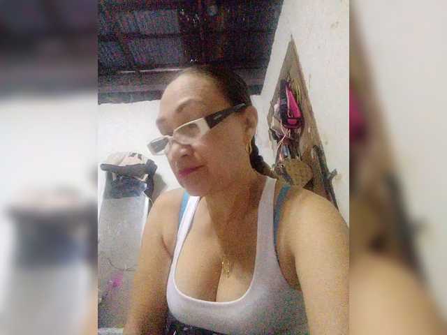 cherrywhite03