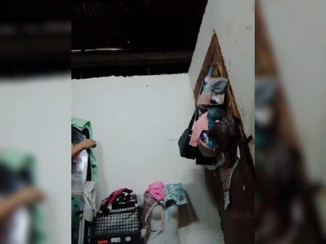 cherrywhite03 live cam on BongaCams