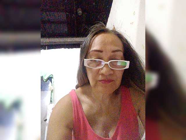 cherrywhite03 live cam on BongaCams