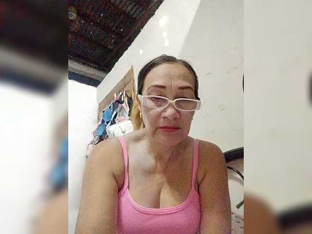 cherrywhite03's BongaCams show and profile