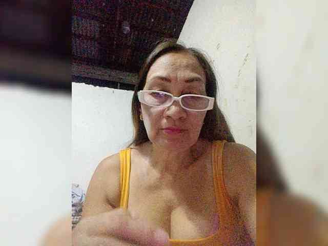 cherrywhite03 webcam