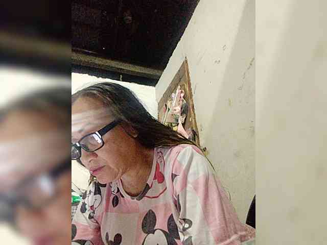 cherrywhite03 webcam