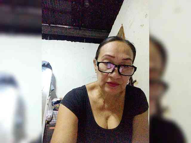 cherrywhite03 webcam