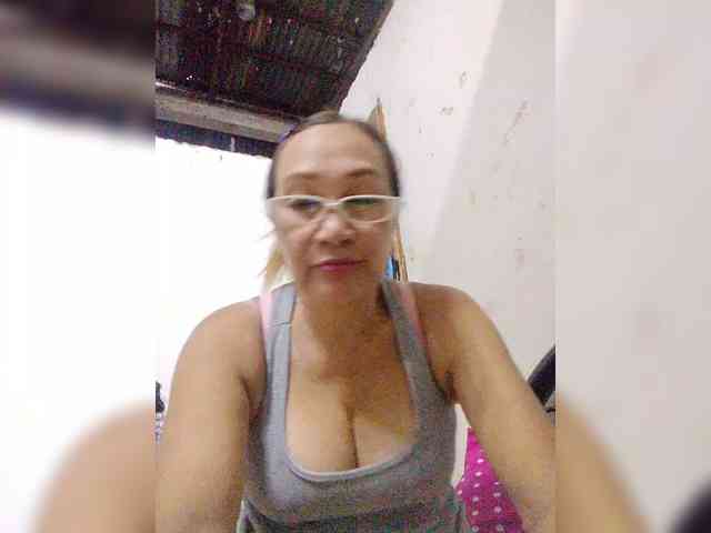 cherrywhite03 webcam