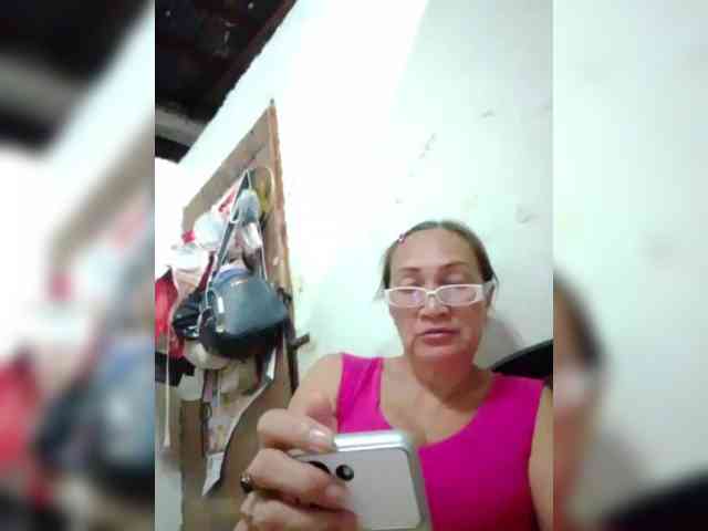 cherrywhite03 webcam