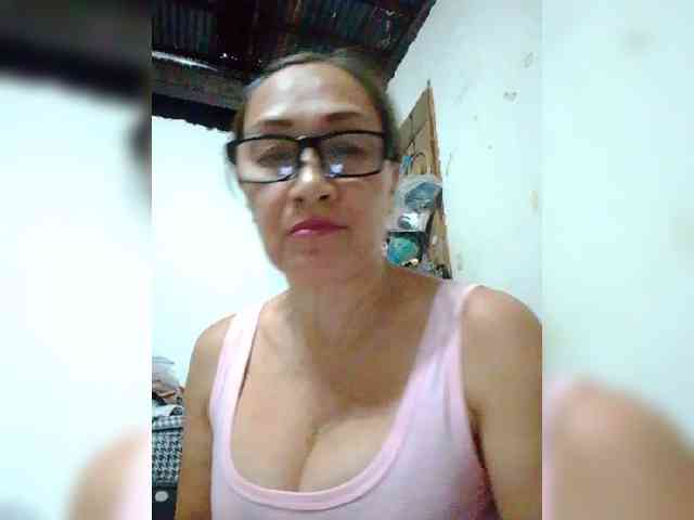 cherrywhite03 webcam