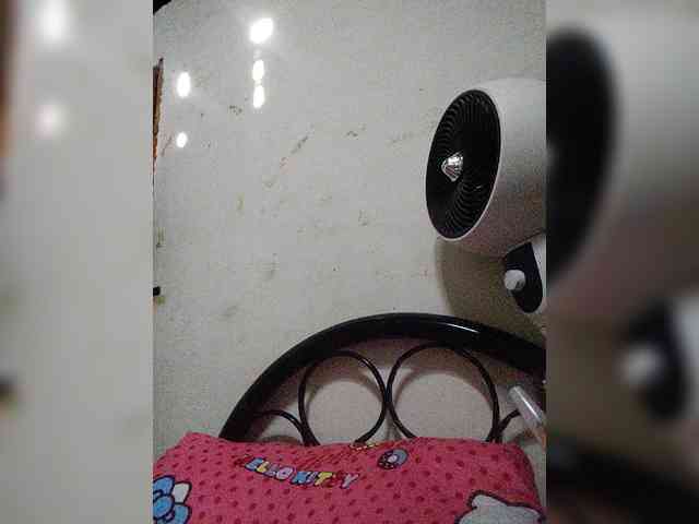 cherrywhite03 webcam