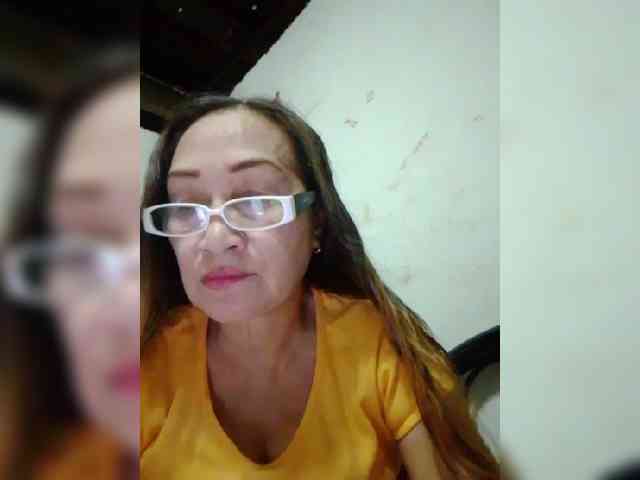 cherrywhite03 webcam