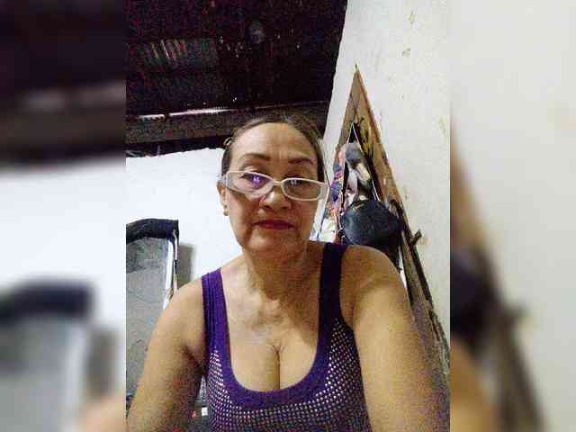 cherrywhite03 webcam