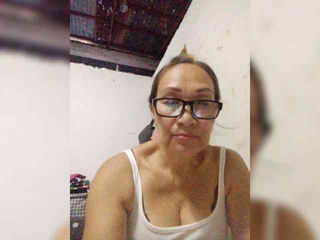 cherrywhite03 webcam
