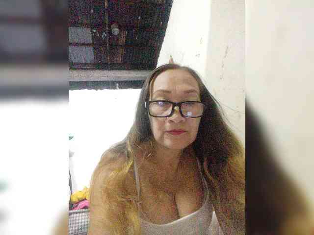 cherrywhite03 webcam
