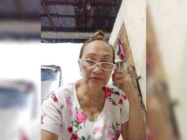 cherrywhite03 webcam