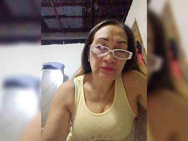 cherrywhite03 webcam