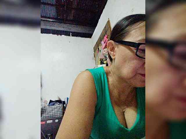 cherrywhite03 webcam