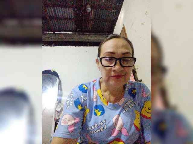 cherrywhite03 webcam