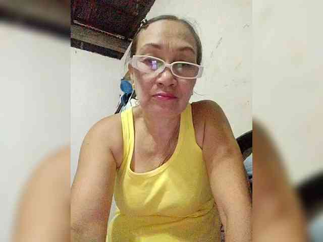 cherrywhite03 webcam