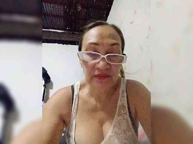 cherrywhite03 webcam