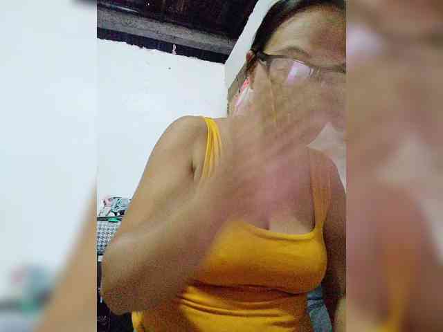 cherrywhite03 webcam