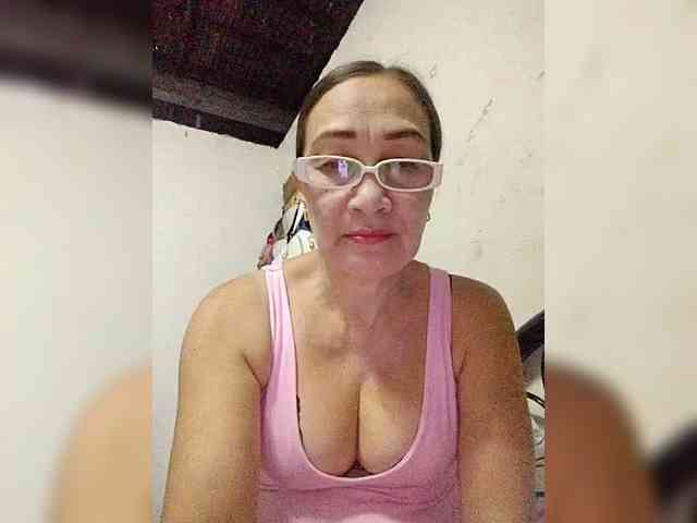 cherrywhite03 webcam