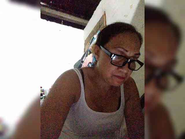 cherrywhite03 webcam