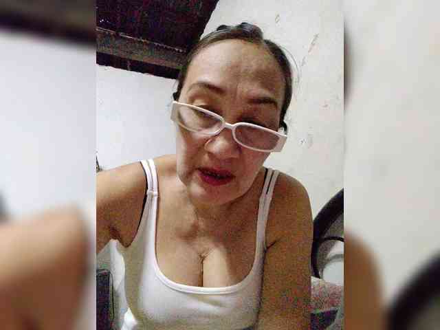 cherrywhite03 webcam