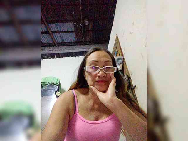 cherrywhite03 webcam