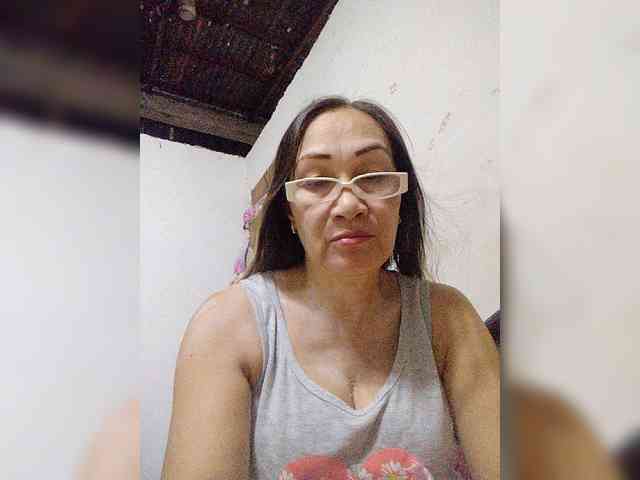 Model: cherrywhite03