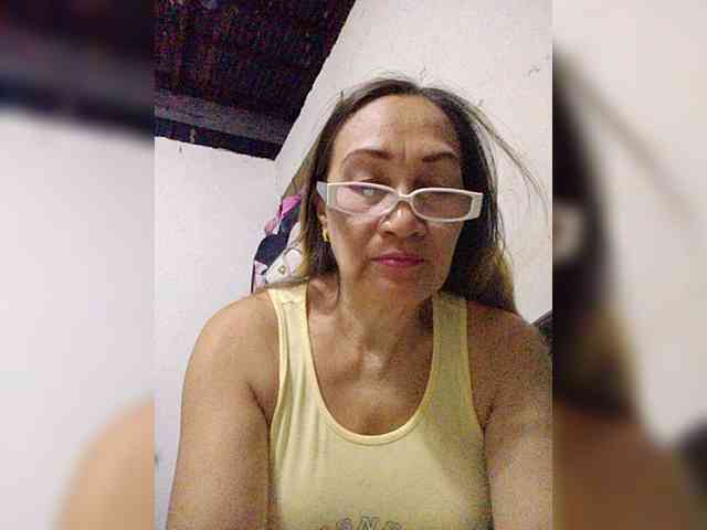 cherrywhite03 webcam