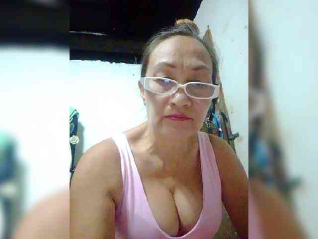 cherrywhite03 webcam