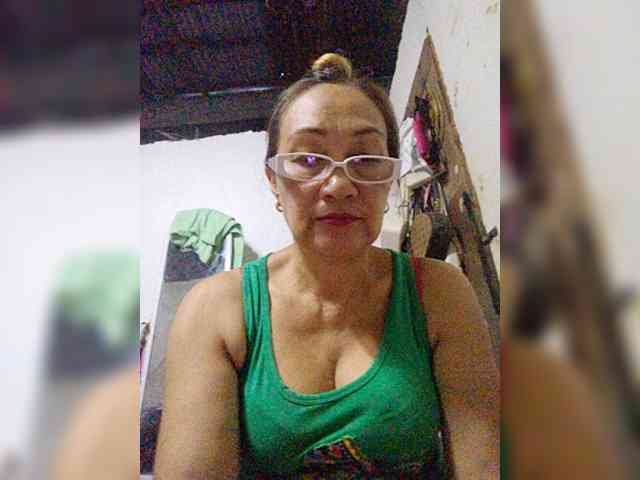 cherrywhite03 webcam