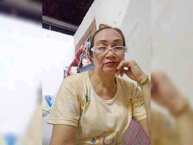 cherrywhite03 webcam