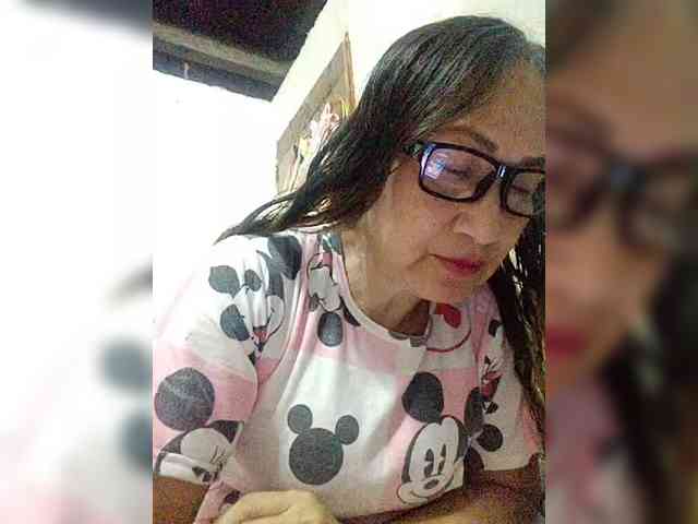 cherrywhite03 webcam