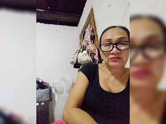 cherrywhite03 webcam