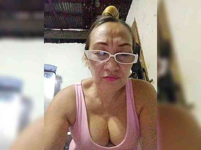 cherrywhite03 webcam