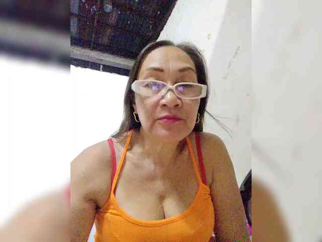 cherrywhite03 webcam