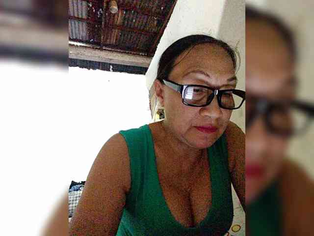cherrywhite03 webcam